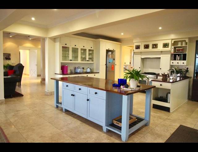 5 BEDROOM HOUSE FOR SALE IN BRIDLE PARK